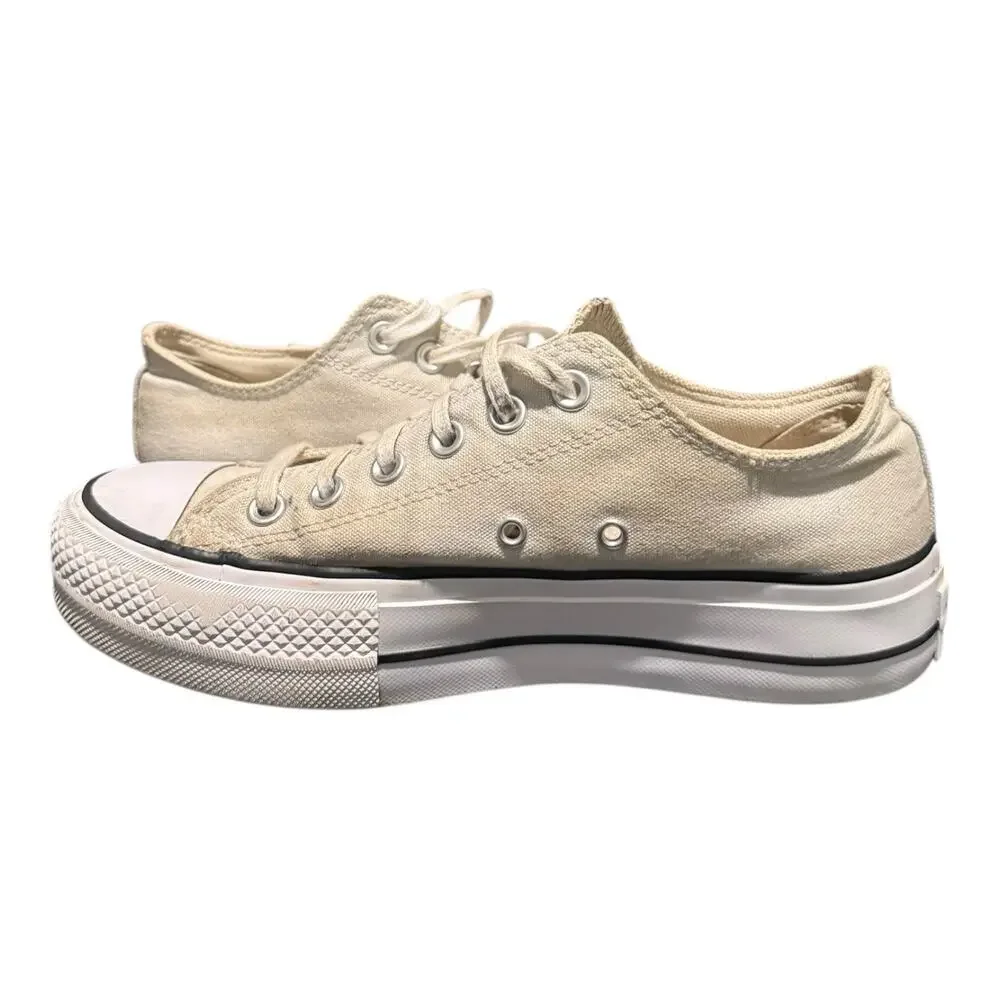 Converse Chuck Taylor Platform Women’s Size 7.5 Cream White Athletic Sneakers